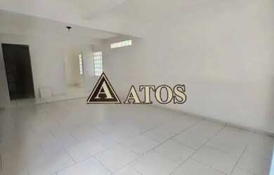 Imagem: O depósito para alugar possui 1 Vaga na garagem e 120m² de