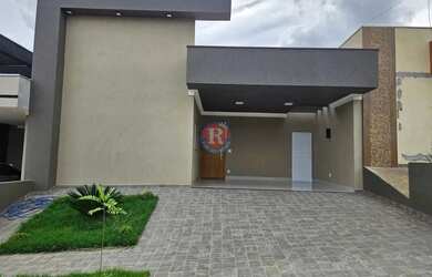 Imagem: A casa em condomínio possui 3 Dormitórios, 3 Banheiros, 4