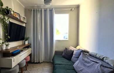 Imagem: O apartamento possui 2 Dormitórios, 1 Banheiro, 1 Vaga na garagem