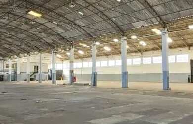 Imagem 16: COMERCIAL - MACUCO - SP. 4.000m² de Áreae5 Vagas na garagem