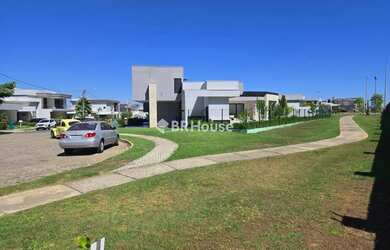 Imagem: O terreno possui 908m² de Área e está localizado em Ribeirão