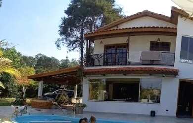 Imagem: A chácara possui 480m² de Área e está localizado em Mairinque