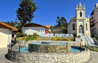 Imagem: Loja Miguel Pereira Praça Principal Centro Vendo Perfeito para