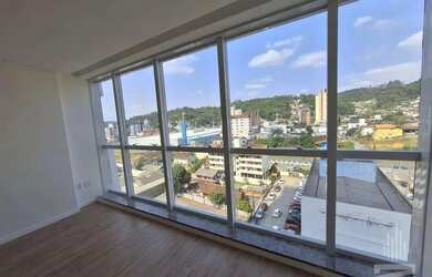 Imagem: O depósito possui 1 Vaga na garagem, 44m² de Área e está