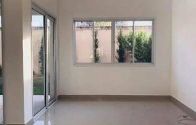 Imagem: A casa em condomínio possui 3 Dormitórios, 4 Banheiros, 4