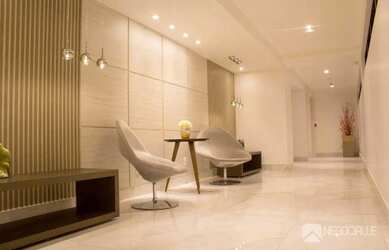 Imagem: O apartamento possui 3 Dormitórios, 1 Banheiro, 2 Vagas na