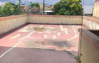 Imagem: A casa em condomínio possui 5 Dormitórios, 1 Banheiro, 546m²