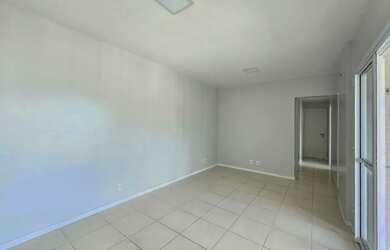 Imagem: O apartamento possui 3 Dormitórios, 3 Banheiros, 2 Vagas na