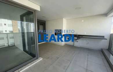 Imagem: O apartamento possui 3 Dormitórios, 5 Banheiros, 4 Vagas na