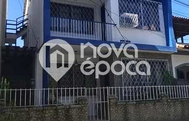 Imagem: A casa possui 4 Dormitórios, 4 Banheiros, 2 Vagas na garagem