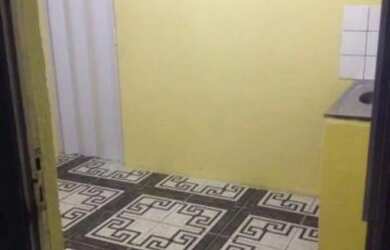 Imagem 2: Apartamento na Praça 14 com Água e Luz Incluso, na rua da Caixa Econômica