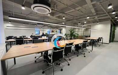 Imagem: O depósito possui 5 Vagas na garagem, 214m² de Área, Imóvel