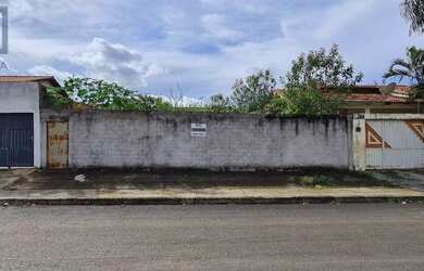 Imagem: O terreno possui 372m² de Área e está localizado em Garavelo