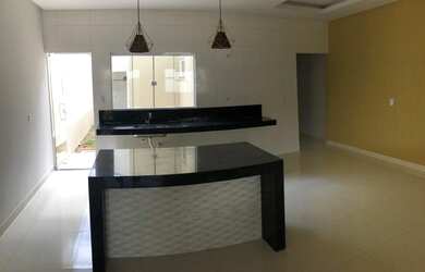 Imagem 2: Casa para venda na região Leste da cidade, menos de 20 minutos do famoso...