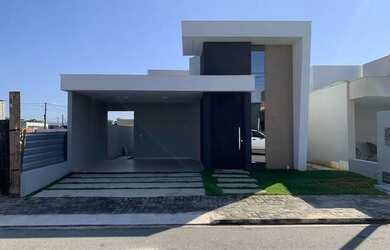 Imagem: A casa em condomínio possui 3 Dormitórios, 2 Banheiros, 2