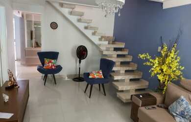 Imagem: A casa em condomínio possui 4 Dormitórios, 3 Banheiros, 2