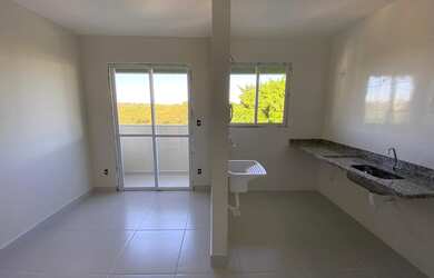 Imagem: O apartamento possui 1 Dormitório, 1 Banheiro, 1 Vaga na garagem