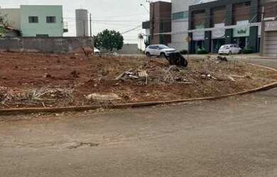 Imagem: O terreno possui 1.092m² de Área e está localizado em Parque