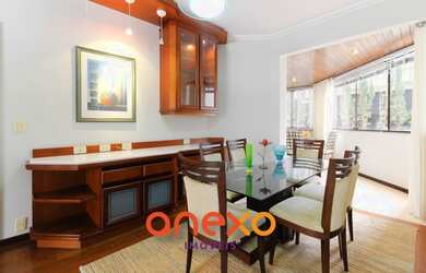 Imagem 7: Apartamento espaçoso e localizado na região mais nobre de Blumenau....