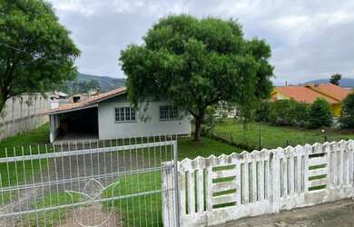 Imagem 2: Casa Venda Urubici. 80m² de Área, 2 Vagas na garageme4 Dormitórios