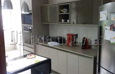 Imagem 7: casa cinematográfica. Piscina, Churrasqueira, VarandaeÁrea de serviço