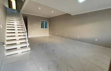 Imagem: A casa possui 5 Dormitórios, 5 Banheiros, 2 Vagas na garagem