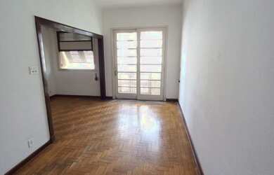 Imagem: O apartamento possui 1 Dormitório, 1 Banheiro, 50m² de Área