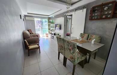 Imagem: O apartamento possui 1 Dormitório, 2 Banheiros, 1 Vaga na garagem