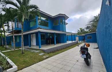 Imagem: A casa em condomínio possui 4 Dormitórios, 5 Banheiros, 3