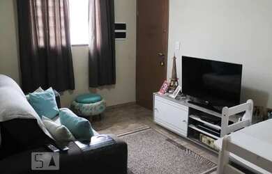 Imagem: O apartamento possui 2 Dormitórios, 1 Banheiro, 1 Vaga na garagem