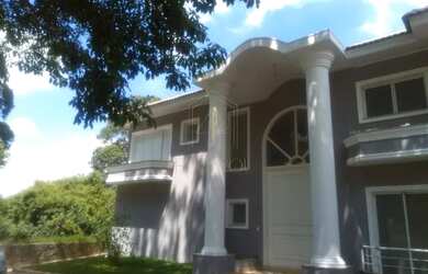 Imagem: A casa para alugar possui 3 Dormitórios, 5 Banheiros, 5 Vagas