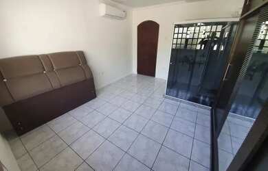 Imagem 16: Linda casa de 3 quartos, 1 suíte e vaga para 4 carros no Porto Novo