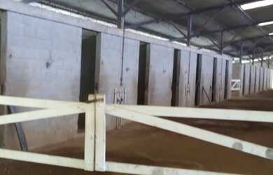 Imagem: A fazenda possui 433.000m² de Área, Churrasqueira, Piscina