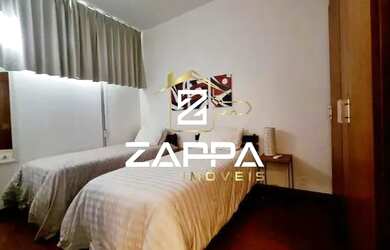 Imagem 11: Quadra da praia de Copacabana com varandão e vista mar