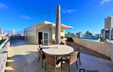 Imagem: O apartamento na cobertura possui 4 Dormitórios, 5 Banheiros