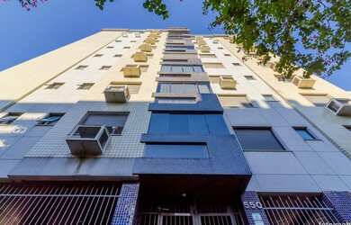 Imagem: O apartamento possui 2 Dormitórios, 3 Banheiros, 2 Vagas na