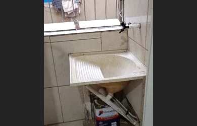 Imagem: O apartamento possui 1 Dormitório, 1 Banheiro, 1 Vaga na garagem