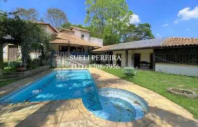 Imagem: A casa em condomínio possui 3 Dormitórios, 4 Banheiros, 5