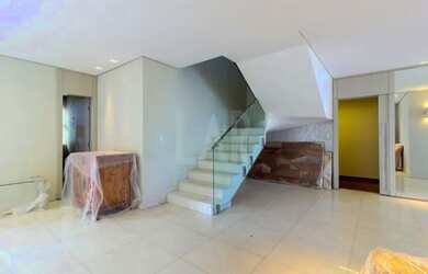 Imagem: O apartamento na cobertura possui 4 Dormitórios, 3 Banheiros