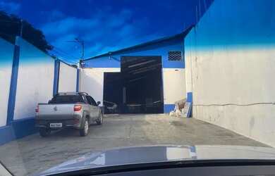 Imagem: Galpão medindo 800 m2 entre Praça 14 e Centro