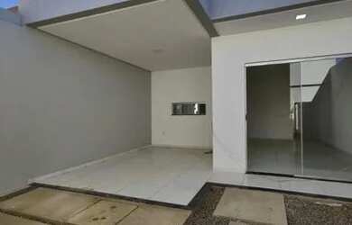 Imagem: A casa possui 2 Dormitórios, 1 Banheiro, 1 Vaga na garagem