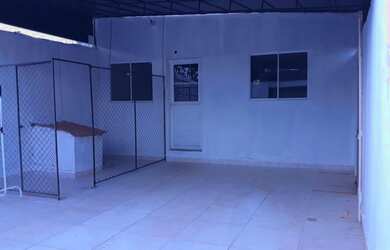 Imagem: A casa em condomínio possui 2 Dormitórios, 1 Banheiro, 2 Vagas