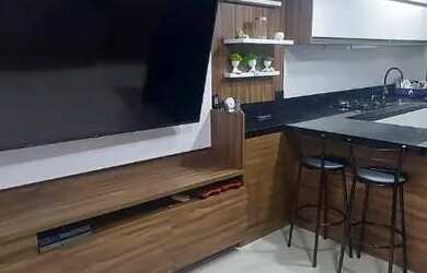 Imagem: A casa possui 2 Dormitórios, 3 Banheiros, 2 Vagas na garagem