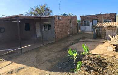 Imagem 3: 26 Setembro Rua 3 Ótimo Lote 400 m² com Duas Casas com 2 Quartos Condominio...