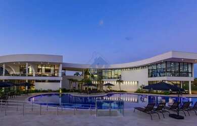 Imagem: O terreno possui 923m² de Área e está localizado em Yolanda