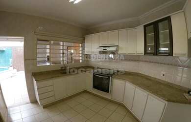 Imagem 11: Casa de 3 dormitórios com churrasqueira e piscina no Condominio Damha...