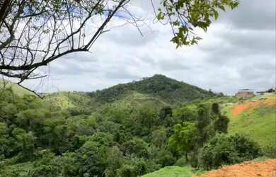 Imagem: O terreno possui 1.000m² de Área e está localizado em Itapuã