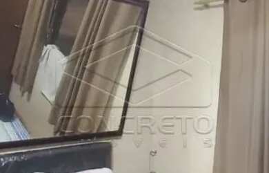 Imagem 4: Casa Padrão em Jaú. Piscina, Varanda, 12m² de Áreae2 Vagas na garagem