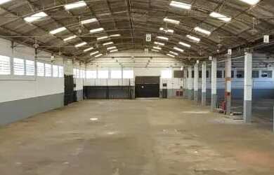 Imagem 13: COMERCIAL - MACUCO - SP. 4.000m² de Áreae5 Vagas na garagem