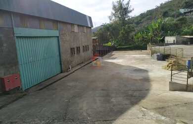 Imagem: O depósito possui 2500m² de Área e está localizado em Vila